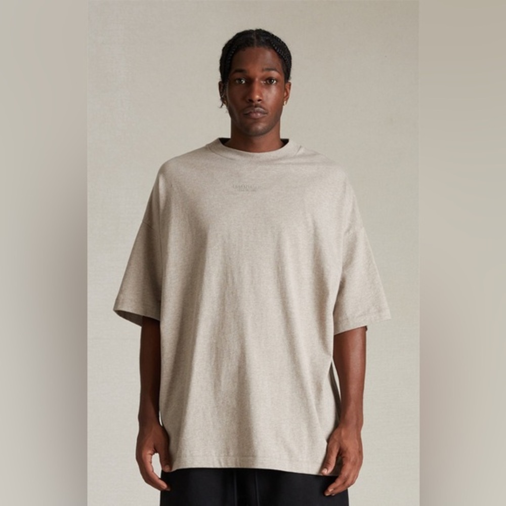 Fear of God Essentials Shirt Mens XS Heather Sand Tan Crewneck Tee FOG Boxy FW23